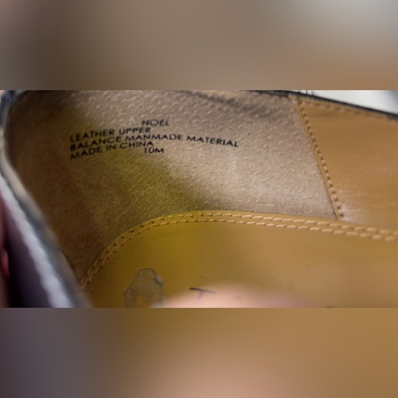 Tahari Black Pointed Toe T-Strap Kitten Heel Shoes Size 10 - Picture 10 of 11